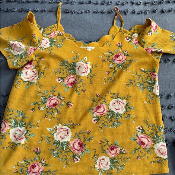Women's Floral Top Bundle - Red and Yellow - Picture 7 of 8